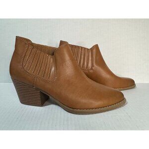ANA Brown Heeled Boots, Ankle Boots, Booties